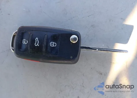 2015 Volkswagen Jetta 1.8T Se из США, поврежденный, VIN 3VWD17AJ3FM296939